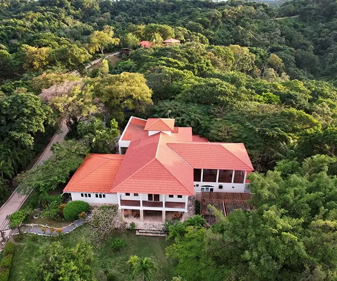 aerial view of Marble Hill, a Roatan dive resort